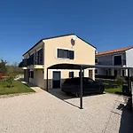 Anso Milanezi